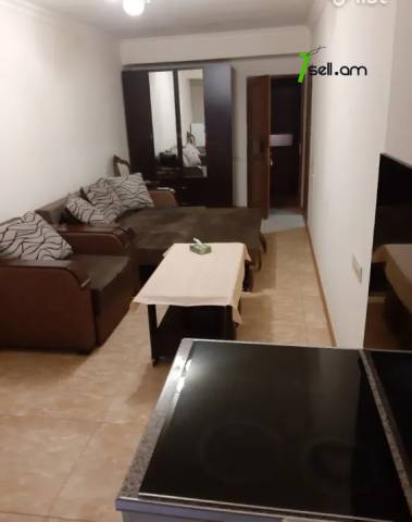 4 սենյականոց բնակարան Հին Երևանցու փողոցում, 90 ք.մ., 2 սանհանգույց, 1/9 հարկ, եվրովերանորոգված