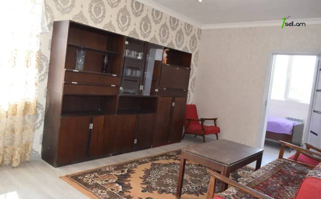 3 սենյականոց բնակարան, Խրիմյան Հայրիկ մայրուղի, 66 քմ, 2/4 հարկ, կապիտալ վերանորոգված