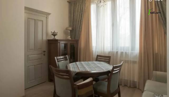3 սենյականոց բնակարան Կոմիտասի պողոտայում, 97 քմ, 2/5 հարկ, բարձր առաստաղներ, եվրովերանորոգված