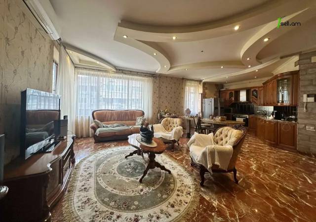 5 սենյականոց բնակարան Մհեր Մկրտչյան փողոցում, 210 քմ, նախավերջին հարկ, 2 սանհանգույց