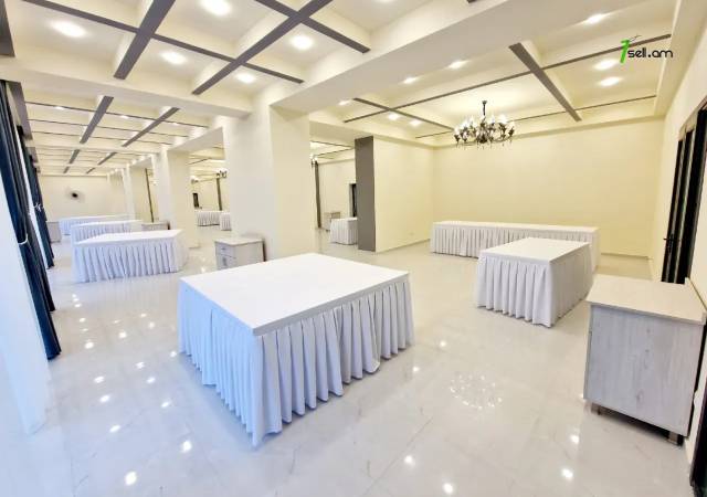 Բազմաֆունկցիոնալ գույք, Թբիլիսյան խճուղի Քանաքեռ Զեյթունում, 2000 ք.մ.