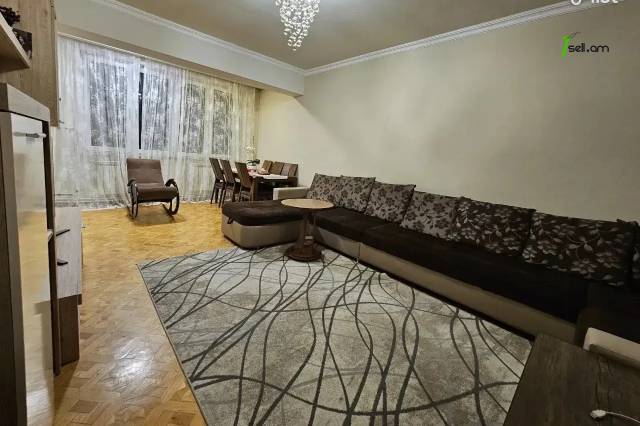 3 սենյականոց բնակարան, Կուրղինյան նրբանցք, 86 ք.մ., եվրովերանորոգված, քարե շենք