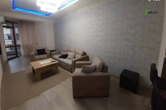 3 սենյականոց բնակարան նորակառույց շենքում Եկմալյան փողոցում, 80 ք.մ., 5/18 հարկ, բարձր առաստաղներ