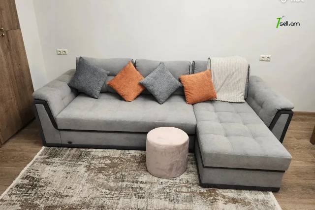 2 սենյականոց բնակարան նորակառույց շենքում Արամ Խաչատրյան փողոցում, 62 քմ, 9/11 հարկ