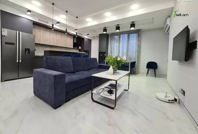 4 սենյականոց բնակարան նորակառույց շենքում Արաբկիրի 25-րդ փողոցում, 100 ք.մ., 2 սանհանգույց