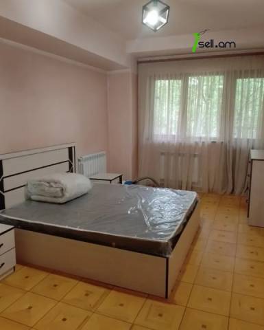 2 սենյականոց բնակարան Ամիրյան փողոցում, 70 քմ, 6/9 հարկ, կապիտալ վերանորոգված