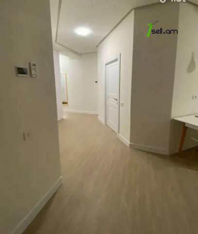 2 սենյականոց բնակարան նորակառույց շենքում Օրբելի եղբայրների փողոցում, 77 ք.մ., 3/15 հարկ