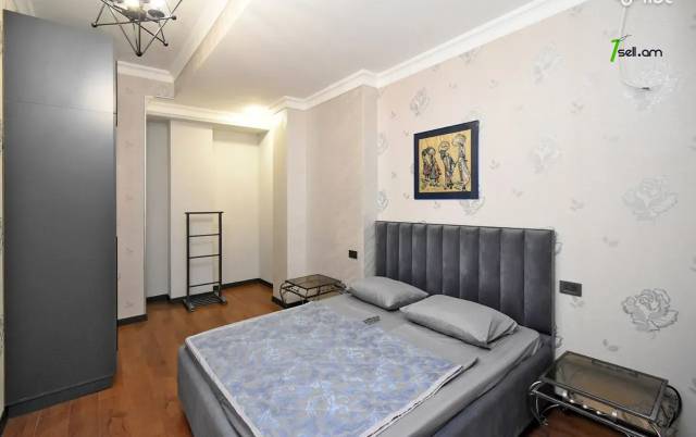 3 սենյականոց բնակարան նորակառույց շենքում Արամի փողոցում, 100 ք.մ., բարձր առաստաղներ, 10/15 հարկ