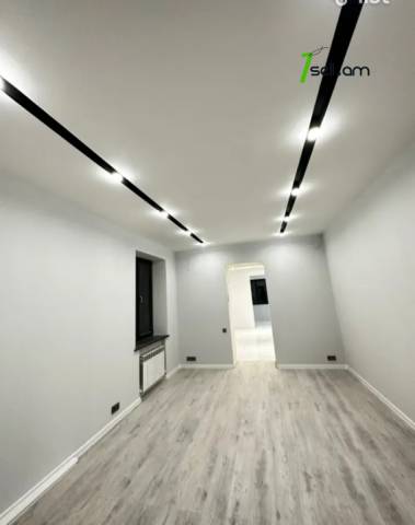 3 սենյականոց բնակարան Բաբայան փողոցում, 98 ք.մ., բարձր առաստաղներ, 1/5 հարկ, քարե շենք