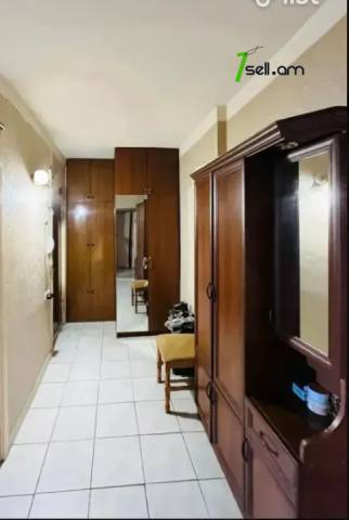 3 սենյականոց բնակարան Արցախի պողոտայում, 71 քմ, նախավերջին հարկ, կոսմետիկ վերանորոգում