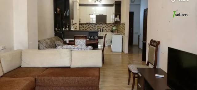 2 սենյականոց բնակարան նորակառույց շենքում Նար-Դոսի փողոցում, 66 ք.մ., բարձր առաստաղներ
