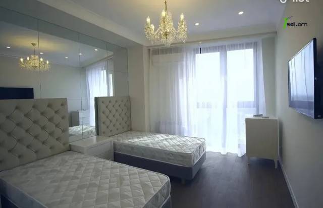 Ընդարձակ 4 սենյականոց բնակարան նորակառույց շենքում Վարդանանց փողոցում, 206 քմ, 20/23 հարկ