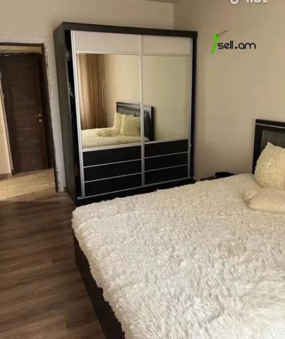 2 սենյականոց բնակարան Տիգրան Պետրոսյան փողոցում, 68 քմ, 3/9 հարկ, կապիտալ վերանորոգված