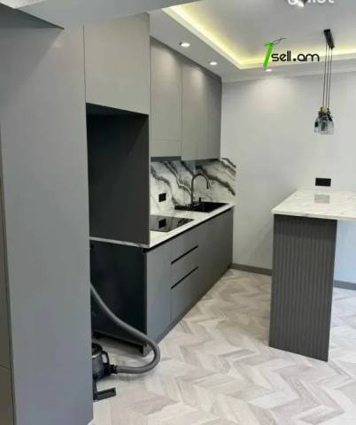 2 սենյականոց բնակարան Ռաֆայել Լեմկինի փողոցում, 42 քմ, 3/9 հարկ, դիզայներական ոճով վերանորոգված