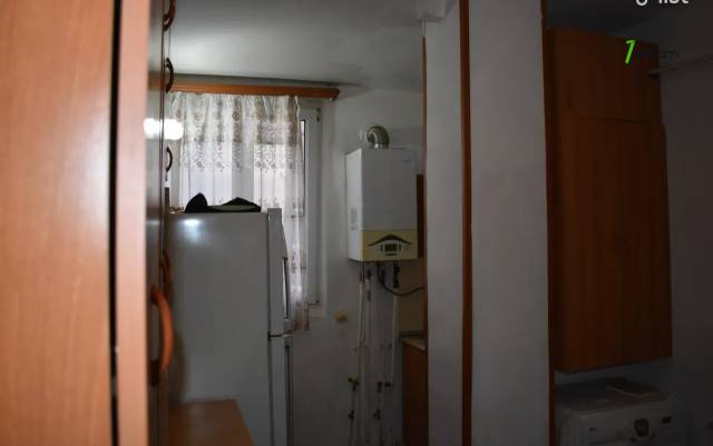 3 սենյականոց բնակարան Լվովյան փողոցում, 62 ք.մ., 8/12 հարկ, մասնակի վերանորոգում