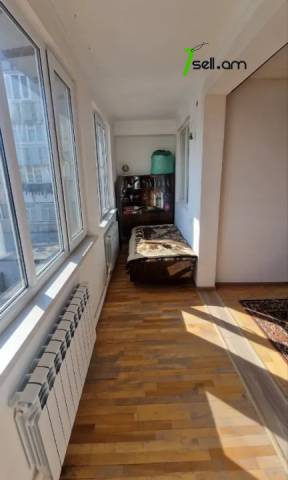 2 սենյականոց բնակարան, 1 թաղամաս, 56 քմ, 3/5 հարկ, կոսմետիկ վերանորոգում