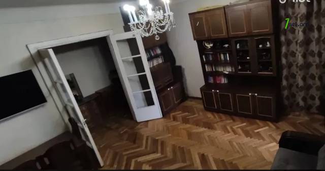 3 սենյականոց բնակարան Ալեքսանդր Սպենդիարյանի փողոցում, 74 ք.մ., բարձր առաստաղներ, նախավերջին հարկ