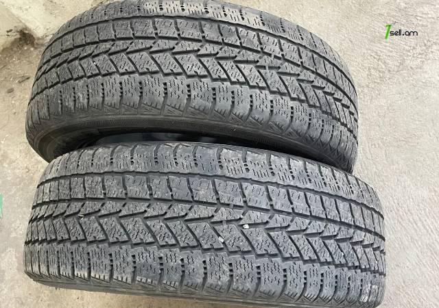 GGG. Vinterking 215/60/r16 2hat 60%