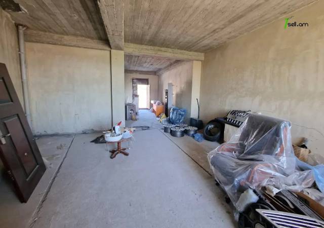 Բազմաֆունկցիոնալ գույք կենտրոնում, 250 ք.մ.