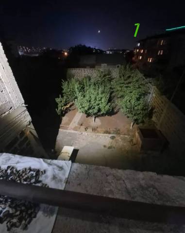 Երկու հարկանի քարե տուն Մոլդովական փողոցում Նոր Նորքում, 630 ք.մ., 2 սանհանգույց