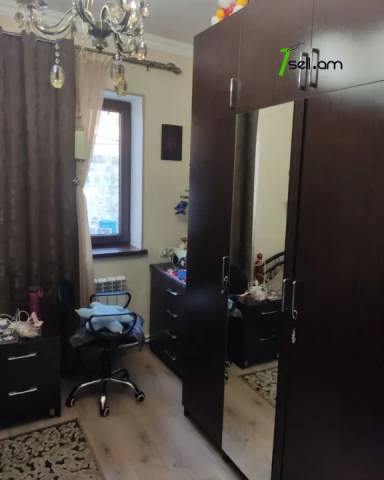 Մեկ հարկանի քարե տուն Ներքին Շենգավիթ 8-րդ փողոցում Շենգավիթում, 500 ք.մ., կապիտալ վերանորոգված