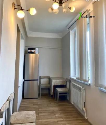 2 սենյականոց բնակարան Թոթովենցի փողոցում, 50 քմ, 5/9 հարկ, եվրովերանորոգված