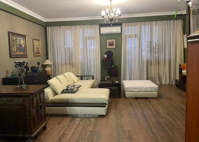 3 սենյականոց բնակարան նորակառույց շենքում Սասնա Ծռերի փողոցում, 117 քմ, 5/17 հարկ, 2 սանհանգույց