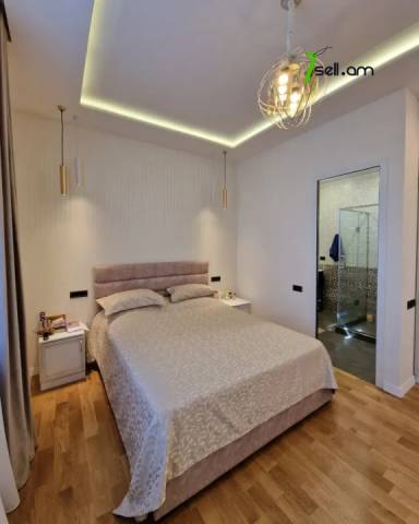 Երկու հարկանի քարե տուն, Նոյ թաղամաս Մալաթիա Սեբաստիայում, 770 քմ, 3+ սանհանգույց