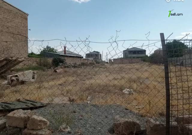 Հողատարածք բնակելի շինությունների համար Պռոշյանում, 1200 ք.մ.