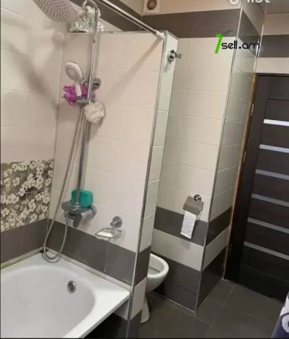 3 սենյականոց բնակարան, Ավանեսովի փակուղի, 93 ք.մ., 2 սանհանգույց, դիզայներական ոճով վերանորոգված