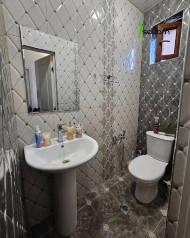 Երեք հարկանի քարե տուն Դավիթ Բեկի փողոցում Էրեբունիում, 480 ք.մ., 2 սանհանգույց, եվրովերանորոգված