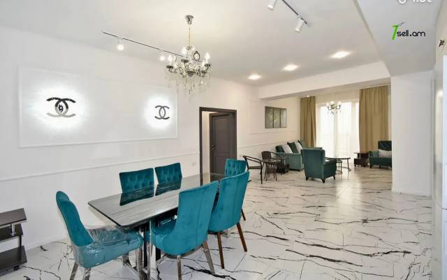 4 սենյականոց բնակարան նորակառույց շենքում, Paronyan St, 135 ք.մ., 2 սանհանգույց, բարձր առաստաղներ