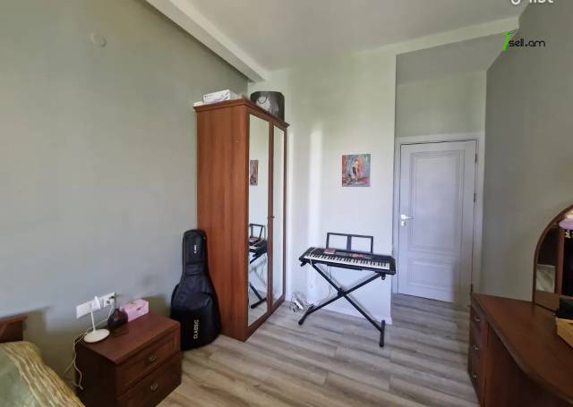 3 սենյականոց բնակարան նորակառույց շենքում Բագրևանդի փողոցում, 89 քմ, 2/4 հարկ, բարձր առաստաղներ