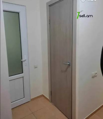 2 սենյականոց բնակարան Վիլնյուսի փողոցում, 45 ք.մ., 5/9 հարկ, կապիտալ վերանորոգված