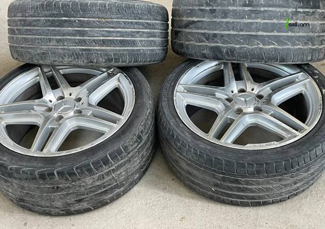 GGG. AMG R18 4հատ Լեն ու Նեղ Անիվներ անվահեծերով, համասեզոնային անվադողեր, 2-ը 255/35 R18, 2-ը 225/40/r18