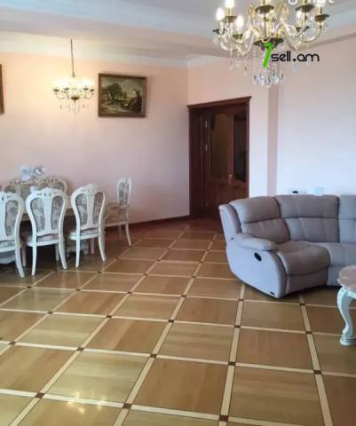 Երեք հարկանի քարե տուն, Նոյ թաղամաս Մալաթիա Սեբաստիայում, 780 ք.մ., 3+ սանհանգույց