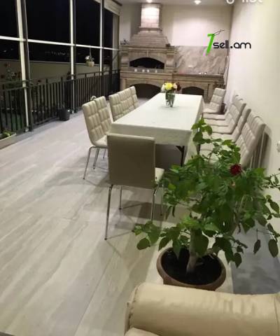 Երեք հարկանի քարե տուն, Նոյ թաղամաս Մալաթիա Սեբաստիայում, 780 ք.մ., 3+ սանհանգույց