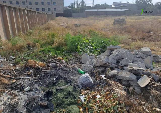 Գյուղատնտեսական հողատարածք 1-ին փողոցում Վերին Պտղնիում, 900 ք.մ.