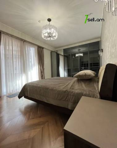 4 սենյականոց բնակարան նորակառույց շենքում Հյուսիսային պողոտայում, 180 ք.մ., 2 սանհանգույց