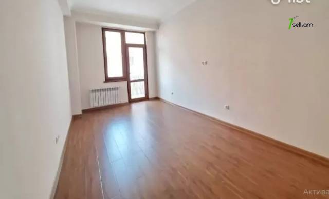 4 սենյականոց բնակարան նորակառույց շենքում Նիկողայոս Ադոնցի փողոցում, 120 ք.մ., 2 սանհանգույց