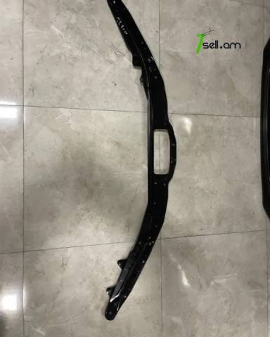 Mazda 3 առջևի поткопотник (2019-2023)