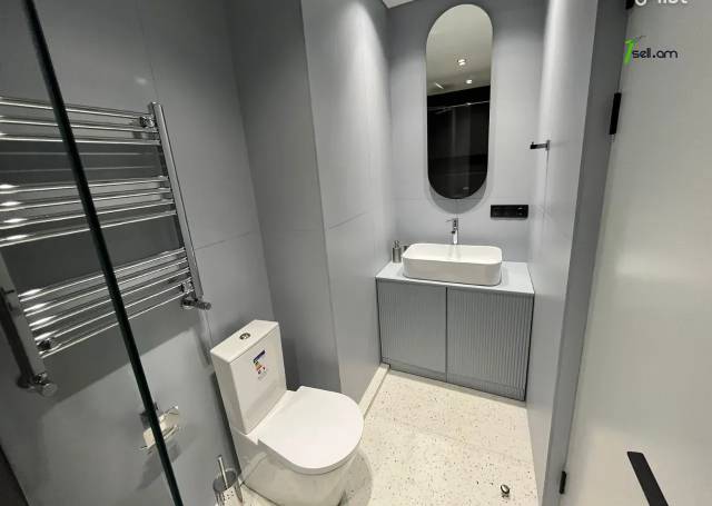 3 սենյականոց բնակարան նորակառույց շենքում Կոմիտասի պողոտայում, 60 ք.մ., բարձր առաստաղներ, 9/15 հարկ