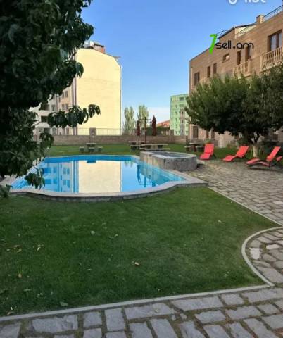 2 սենյականոց բնակարան նորակառույց շենքում Անտառային փողոցում, 70 ք.մ., 2 սանհանգույց