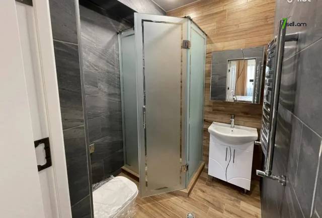 3 սենյականոց բնակարան նորակառույց շենքում Փավստոս Բուզանդի փողոցում, 101 ք.մ., 2 սանհանգույց