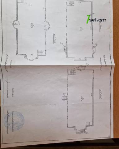 Երկու հարկանի քարե տուն Աջափնյակում, 2000 ք.մ., 3+ սանհանգույց, մեծ հողամաս