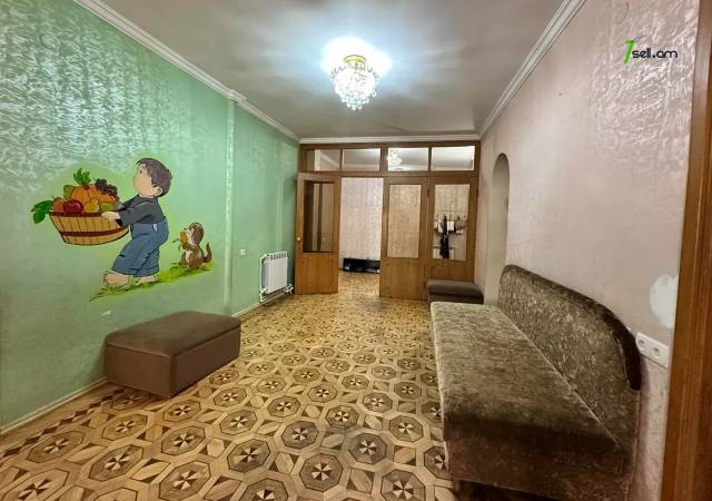 Բազմաֆունկցիոնալ գույք Արամ Խաչատրյանի փողոցում Արաբկիրում, 150 քմ