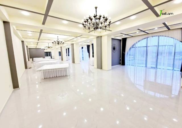 Բազմաֆունկցիոնալ գույք, Թբիլիսյան խճուղի Քանաքեռ Զեյթունում, 2500 քմ