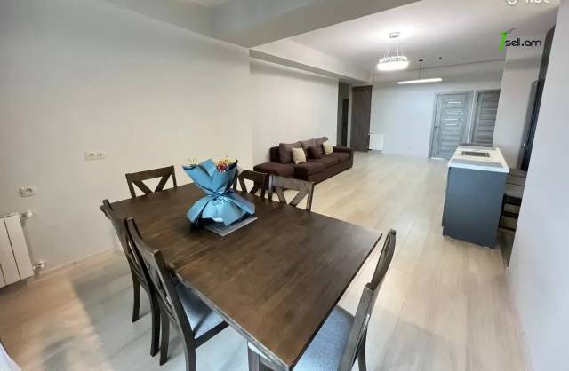 4 սենյականոց բնակարան նորակառույց շենքում Արամ Խաչատրյան փողոցում, 104 քմ, 5/13 հարկ