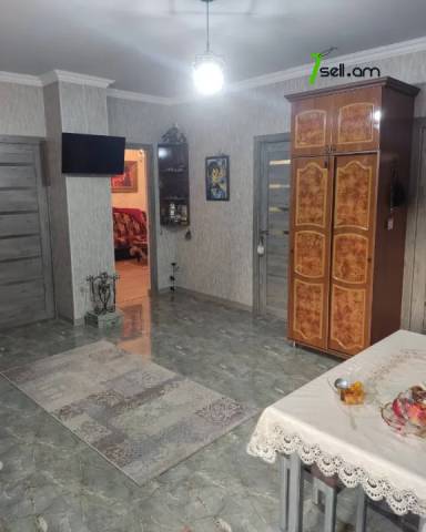 Մեկ հարկանի քարե տուն Ներքին Շենգավիթ 8-րդ փողոցում Շենգավիթում, 500 ք.մ., կապիտալ վերանորոգված