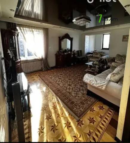 3 սենյականոց բնակարան Մոլդովական փողոցում, 82 ք.մ., կապիտալ վերանորոգված, քարե շենք